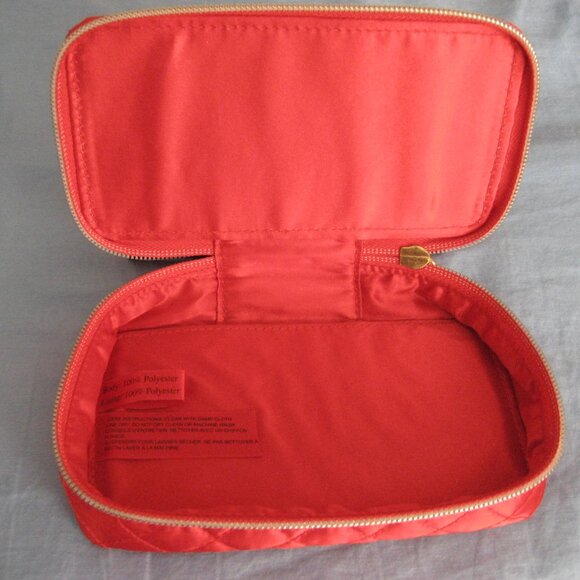 Elizabeth Arden Red Compact Mirror Case + 2 Refill Eyeshadow Palettes, New - Picture 8 of 9